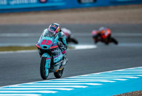 Moto3 | GP Spagna 2026: Máximo Quiles corona un weekend perfetto