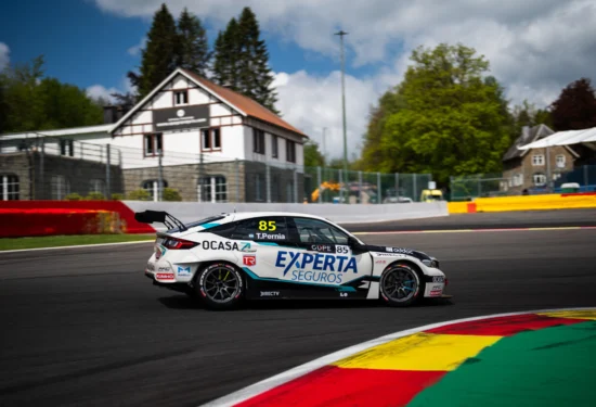 TCR Europe | Spa-Francorchamps 2026, Penalità Post Gara 2: Pernía perde la P2 a favore di Taylor