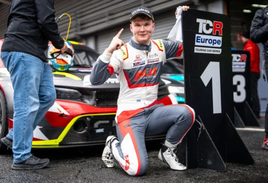 TCR Europe | Spa-Francorchamps 2026, Volt: “Gara caotica e contatto con Pernía che mi ha piegato il braccetto. Ottima la chiamata del team durante la Safety Car”
