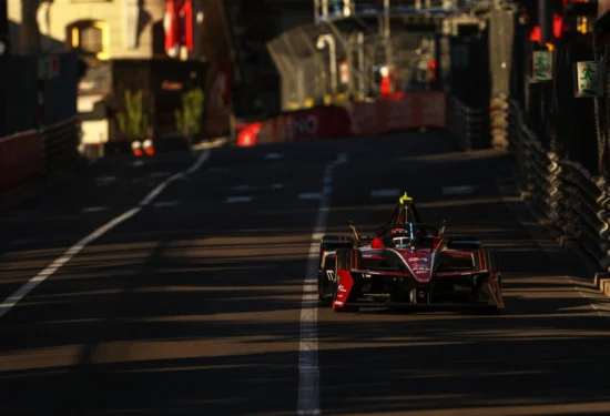 Formula E | Monaco ePrix #1 2026: 1-2 Mahindra nelle FP2, De Vries ancora al comando
