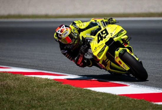 MotoGP | GP Catalogna 2026: Di Giannantonio torna a vincere nel caos di Barcellona. Due bandiere rosse, maxi incidente tra Acosta ed Alex Marquez