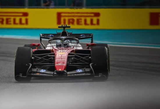F1 | GP Miami 2026, penalità di 20 secondi a Leclerc per i tagli di chicane all’ultimo giro, scala in ottava posizione