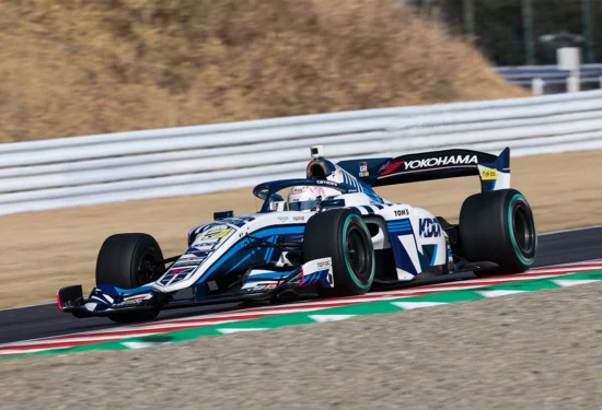 Super Formula | Suzuka #1 2026, Rikuto Kobayashi spiega i problemi alla domenica: “Ho avuto un intoppo al pit-stop e abbiamo perso tempo”