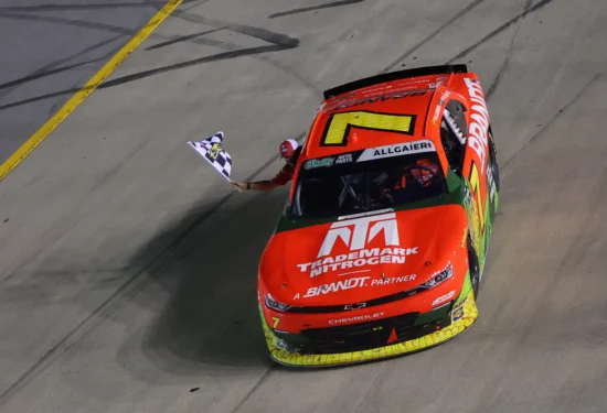 NASCAR | O’Reilly Auto Parts Series, Nashville 2026: Allgaier ancora re del Tennessee!