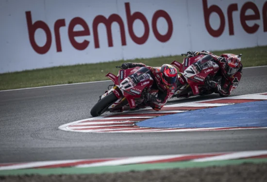 SBK | Round Cechia 2026, gara 2: altro asso pigliatutto di Bulega