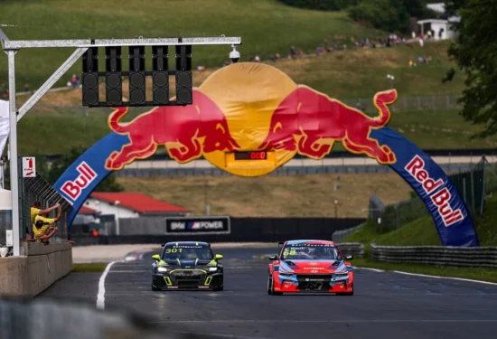 TCR Eastern Europe | Salzburgring 2026: Kout quasi perfetto con pole e due vittorie. Kadlečik vince la terza gara e resta davanti