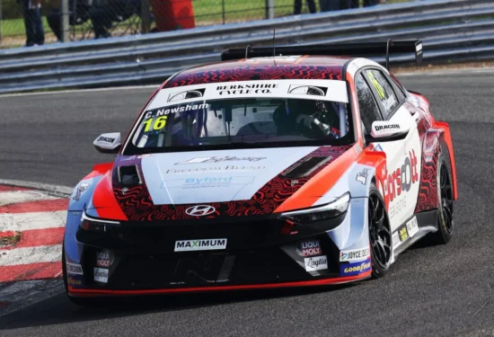 TCR UK | Croft 2026, Qualifiche: Newsham demolisce la concorrenza e il record della pista per conquistare la seconda pole consecutiva