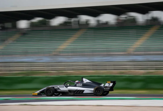 F4 Italia | Misano #1 2026, Qualifiche: Luka Sammalisto conquista il miglior tempo del venerdì sera. Aksoy primo della seconda serie