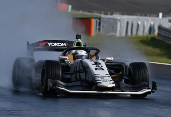 Super Formula | Completato il primo test di sviluppo Carbon Neutral al Motegi
