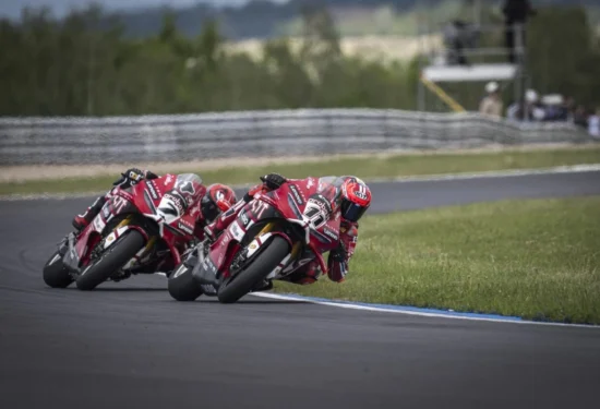 SBK | Round Cechia 2026, SP Race: Nicolò Bulega continua la sua marcia trionfale, altra vittoria a Most