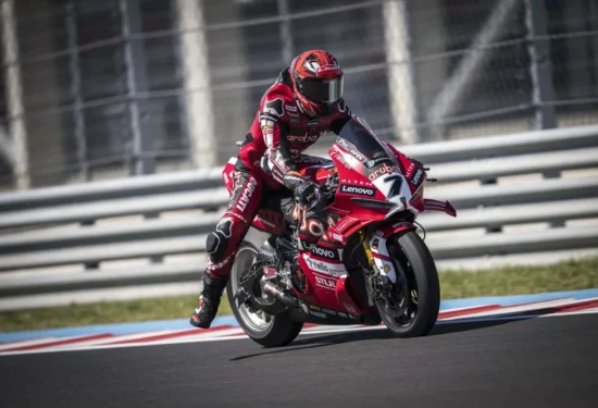 SBK | Round Ungheria 2026, FP2: Iker Lecuona si mette davanti a Bulega nel finale, 3° Sam Lowes