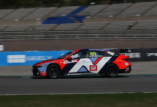 TCR World Tour | Valencia 2026, Michelisz: “Prima gara non semplice, nella terza l’obiettivo era di attaccare le Geely, ma non ho avuto opportunità”