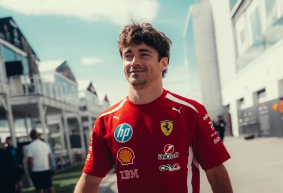 F1 | Continua la storia tra Leclerc e la Ferrari: Charles rinnova il contratto con Maranello