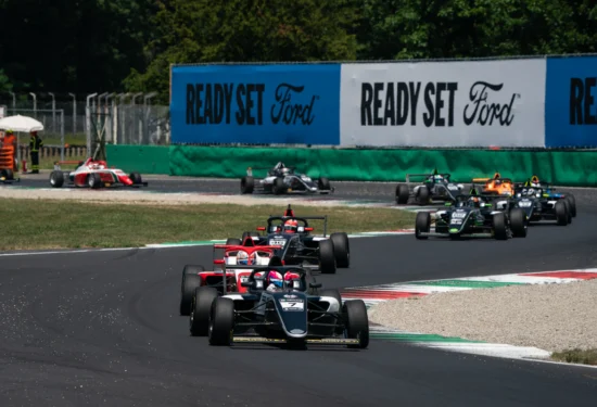 F4 Italia | Monza 2026: Luka Sammalisto completa un weekend da sogno. Sua la vittoria di Gara 4