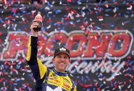 NASCAR | Cup Series, Pocono 2026: Hamlin mette a segno la tripletta!