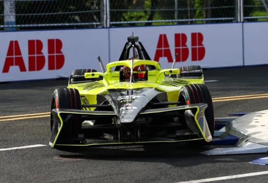 Formula E | Sanya ePrix 2026: Jake Dennis vince una gara pazza, doppietta Andretti con Drugovich 2°