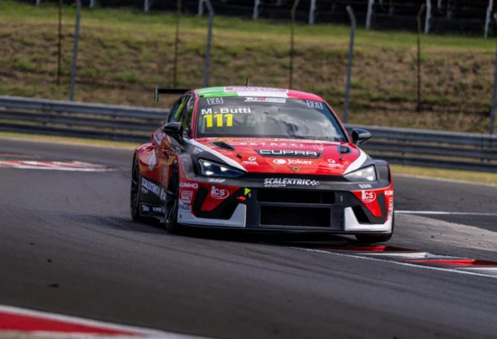 TCR Europe | Hungaroring 2026, Qualifiche: Butti torna in pole position battendo le Honda