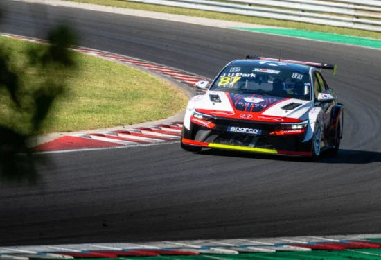 TCR Europe | Hungaroring 2026, Gara 2: Junui Park conquista il primo trionfo, disastro PMA fuori dopo contatto Taylor-Baldan