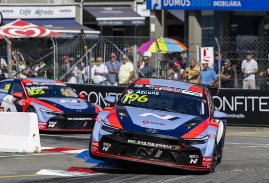 TCR World Tour | Vila Real 2026, Qualifiche: Azcona ottiene un’altra pole davanti ad Ehrlacher e segna il nuovo record della pista