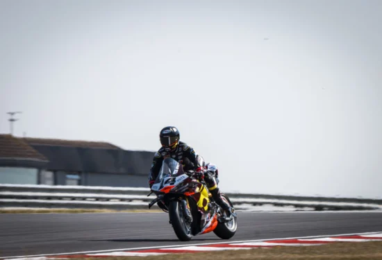 SBK | Round Gran Bretagna 2026, FP3: Sam Lowes il migliore, 4° Bulega