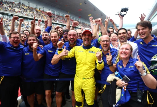Formula E | EPrix Shanghai #2 2026: Lucas Di Grassi porta Lola al primo successo, Evans KO prima del via