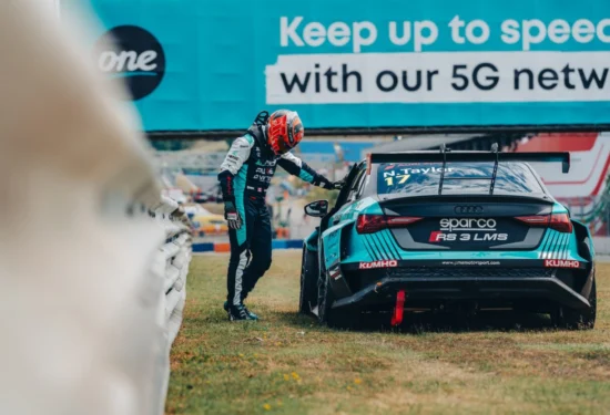 TCR Europe | Ungheria dolce e amara per Nic Taylor: ancora leader del campionato, ma con il primo zero dell’anno