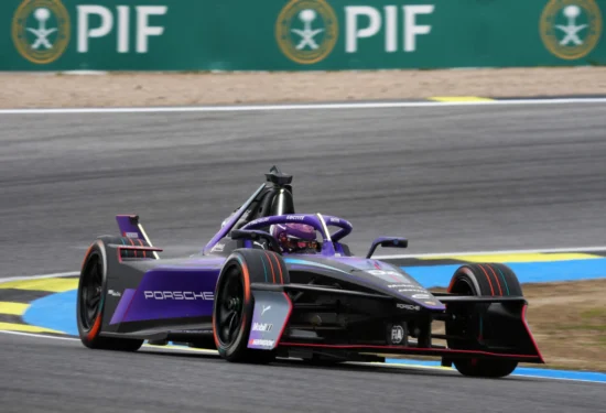 Formula E | Shanghai ePrix #1 2026: Pascal Wehrlein conquista la pole position ai danni di Evans