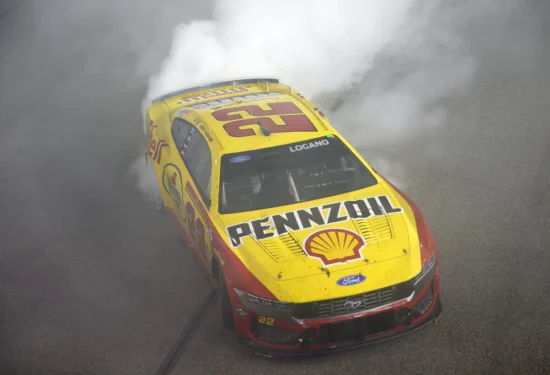 NASCAR | Cup Series, Richmond 2026: Logano inarrestabile anche in Virginia