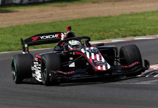 Super Formula | Sugo 2026: Nirei Fukuzumi vince grazie al caos Safety Car