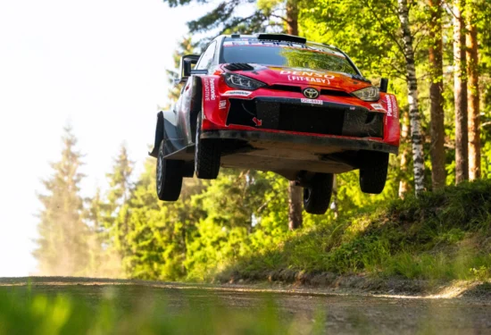 WRC | Rally Finlandia 2026, PS15/18: Pajari sale al comando dopo il brutto crash di Ogier