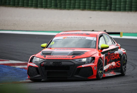 TCR Italy | Misano 2026, Poloni: “Sabato sera eravamo contenti, domenica un po’ meno. Credo nel titolo finché la matematica non mi esclude”