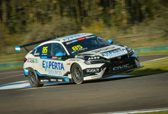 TCR South America | Concordia 2026, Gara 1: Tiago Pernía vince all’ultimo, scoppiettante giro dopo la penalizzazione di Trappa