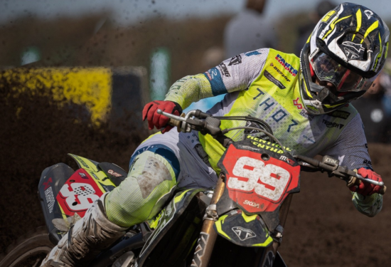 MX2 | GP Turchia 2026: Guillem Farres vince ad Afyon, doppio stop per Coenen