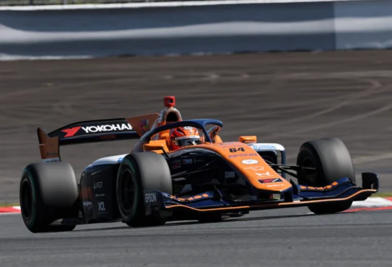 Super Formula, Fuji #2 2026: Nirei Fukuzumi e Ren Sato in testa nelle due sessioni di prove libere