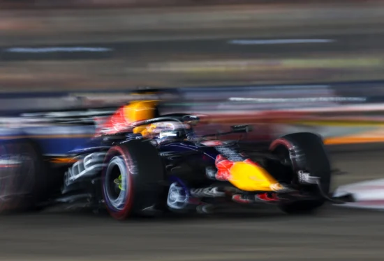 F1 | GP Singapore 2026, gara: Verstappen domina su Leclerc e Antonelli. Hamilton 6°, per Kimi match point iridato ad Austin