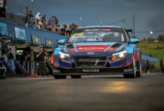 TCR South America | Posadas 2026, Gara 1: Girolami vince precedendo Pernía e Reis