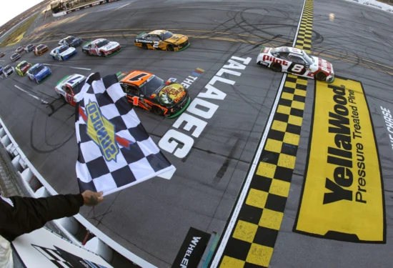 NASCAR | O’Reilly Auto Parts Series, Talladega #2 2026: Sammy Smith si ripete a 24 ore di distanza