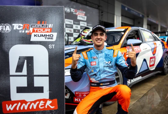 TCR World Tour | Zhejiang 2026, Azcona: “Bello andare a Macao da leader. In Gara 2 abbiamo sbagliato la scelta delle gomme”